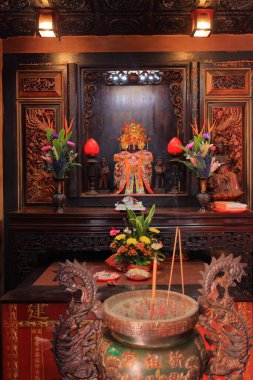 Xinzu Tapınağı, Lukang, Changhuay, Tayvan 'daki Mazu deniz tanrıçasına adanmış bir tapınak. 