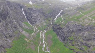 Trollstigen, Andalsnes, Norveç 'teki Trol Stigen Bakış Alanı yakınlarındaki manzara