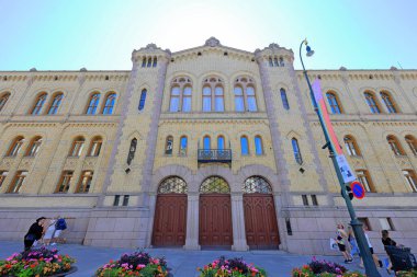 Oslo şehrinin Oslo, Norveç 'teki tarihi binalarının sokak manzarası 