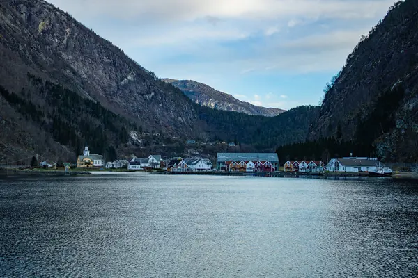 Hallstatt Austria dağlarının güzel bir görüntüsü.