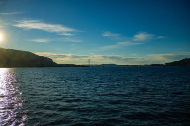 Denizde güzel gün batımı