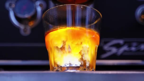 Close Espresso Being Poured Glass Glass Standing Coffee Machine Coffee — Stock Video
