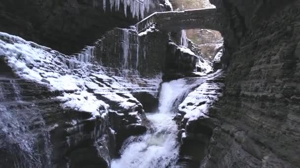 Cascade Waterfalls Cavern Rainbow Falls Watkins Glen State Park New — Vídeos de Stock