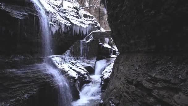 Cascade Waterfalls Cavern Rainbow Falls Watkins Glen State Park New — Stockvideo
