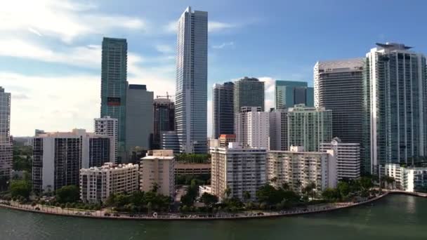Güneşli Bir Günde Miami Florida Şehir Merkezinin Insansız Hava Aracı — Stok video