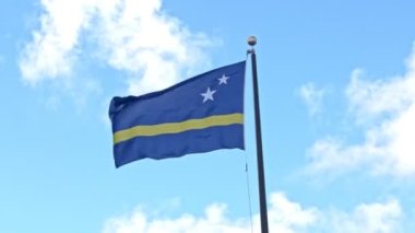 Rüzgarda dalgalanan Curacao bayrağı