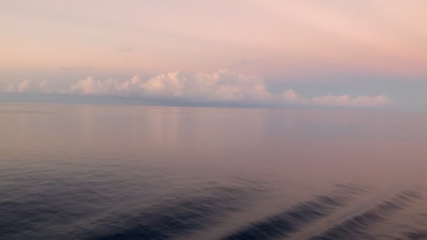 Mares Lisos Durante Pôr Sol Oceano — Vídeo de Stock