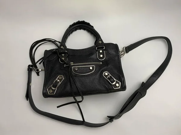 Flat Lay Women Black Leather Bag White Background — Stock Photo, Image