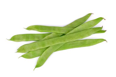 Beyaz arkaplanda yeşil fasulye