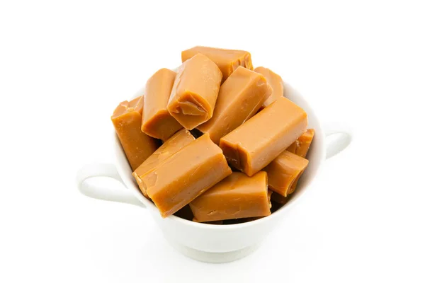 Caramelos Toffee Aislados Sobre Fondo Blanco —  Fotos de Stock