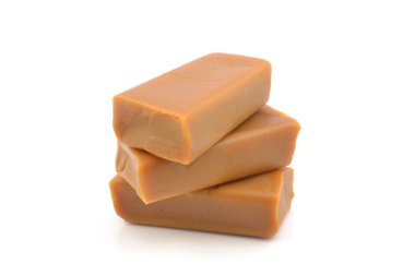 Beyaz arka plan üzerinde izole süt şeker