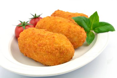 Devolay pirzolaları beyaz arkaplanda izole edildi