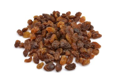 beyaz zemin üzerine kuru üzüm