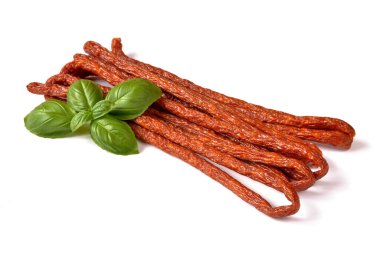 kabanos sosisleri beyaz arkaplanda