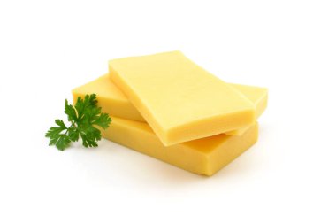 Beyaz arkaplanda peynir