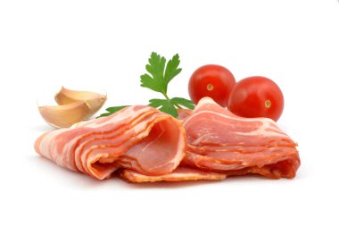 Beyaz arka plan üzerinde izole jambon dilimleri