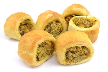 lahana ve mantarlı börek.