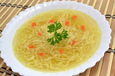 Erişte ve havuçlu çorba.