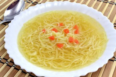 Erişte ve havuçlu çorba.