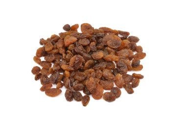 beyaz zemin üzerine kuru üzüm