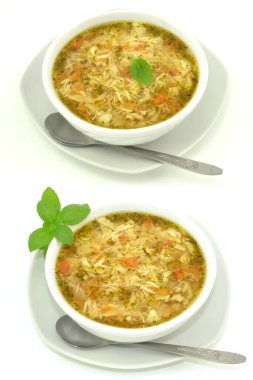 Ev yapımı tavuk işkembesi çorbası.