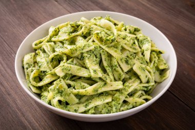 ıspanaklı makarna.