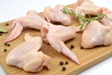 tavuk kanadı ahşap oyun tahtası