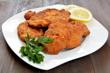 Tabakta domuz pirzolası