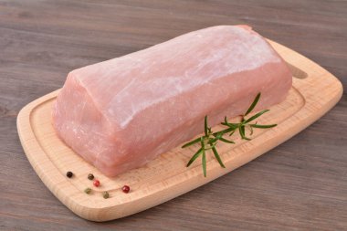 Domuz loin bir ahşap tahta üzerinde