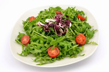 radicchio and arugula with tomato