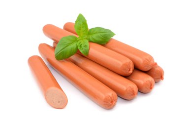 Beyaz arkaplanda sosisliler