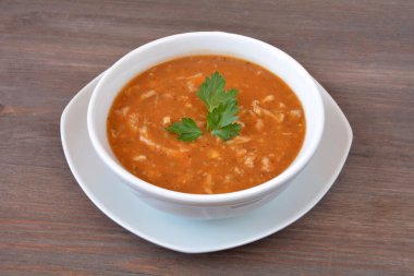 Ev yapımı sığır eti çorbası.