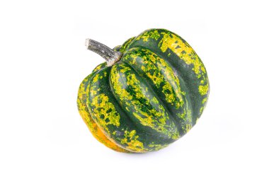 beyaz arkaplanda balkabağı