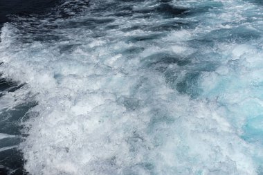 Beyaz su okyanus köpüğü ölü wtaer ya da pist üstüne gemi, hızlı tekne, motorlu yat, gemi