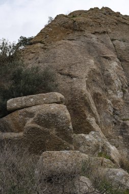 Mugla 'daki Bafa Gölü çevresinde inanılmaz volkanik kaya oluşumları, hindi