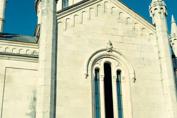 Herceg Novi, Karadağ - St. Archangel Michael Kilisesi Adriyatik şehir meydanında, inanılmaz Avro Açık mimarisi