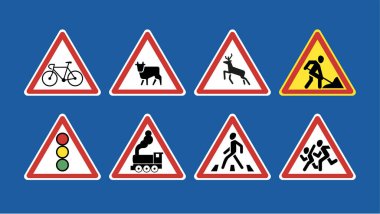 Yol işaretleri. Mavi arka planda uyarı işaretleri. Vektör illüstrasyonu.