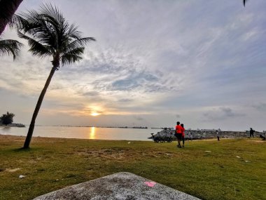 Singapur 'da güneşin doğuşu