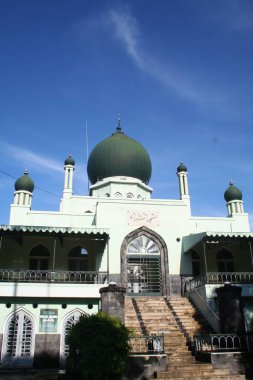 Yogya, Indonesia - January 5, 2008: Masjid Syuhada in the city of Yogyakarta. This mosque, inaugurated in 1952, is a historical mosque in the city of Yogyakarta. The mosque is a place of worship.