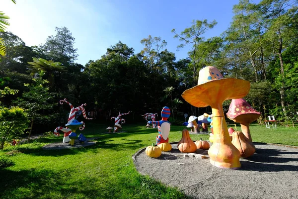 Bela Vista Parque Com Esculturas Para Crianças — Fotografia de Stock