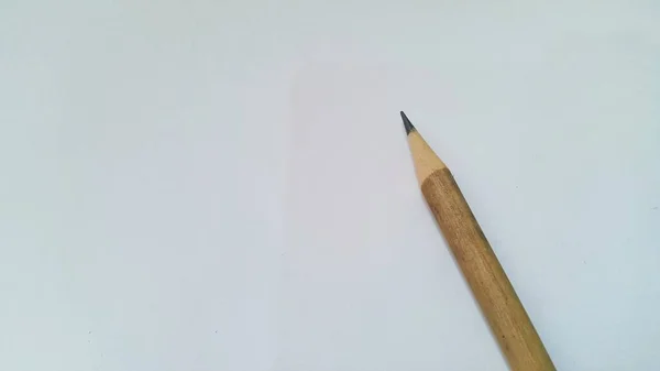Ένα Ξύλινο Μολύβι Λευκό Φόντο — Φωτογραφία Αρχείου