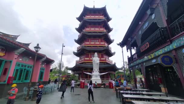 View Pagoda Statue Dewi Kwan Pantjoran Pik North Jakarta Group — Stock Video