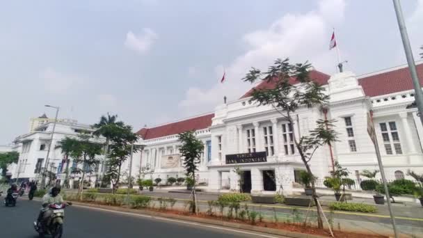 印度尼西亚雅加达 2023年7月22日 位于雅加达Kota Tua的印度尼西亚博物馆银行 雅加达古城 Kota Tua 是一个著名的旅游胜地 四周都是古建筑 — 图库视频影像
