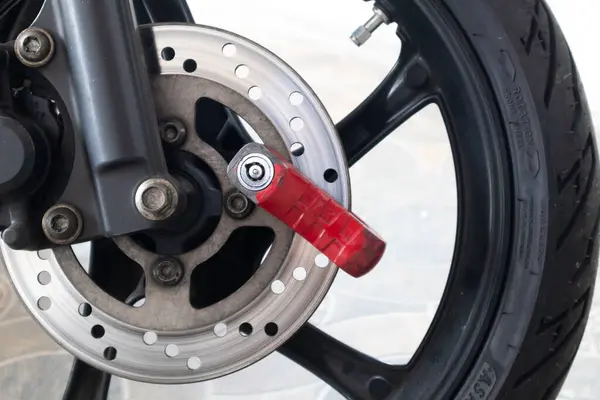 Safety locks or padlock for motorcycles mounted on motorcycle brake discs