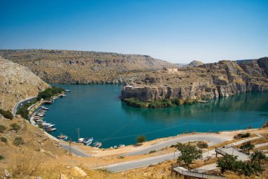 Ortaçağ ve Geç Roma 'da, Gaziantep' te Fırat 'ın Rumkale nehir kenarı denilen şatonun tarihi 