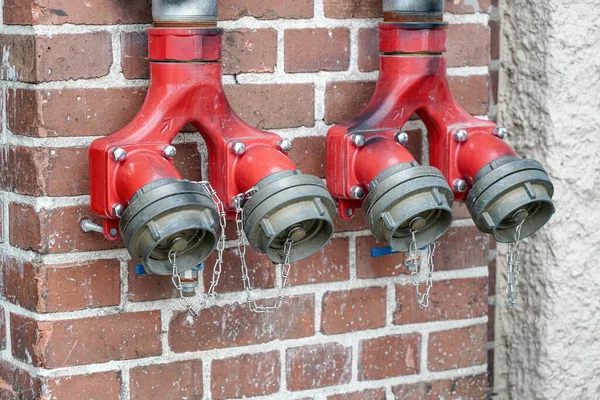 Hidrante Con Dos Grifos Para Una Rápida Recogida Agua Una — Foto de Stock