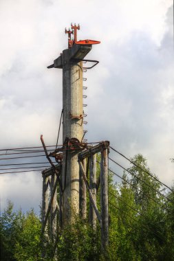 Kuzey İsveç 'te Norsjoe otoyolunun tarihi desteği.