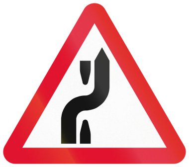 Çin yol uyarı levhası sadece Hong Kong 'da kullanılıyor..