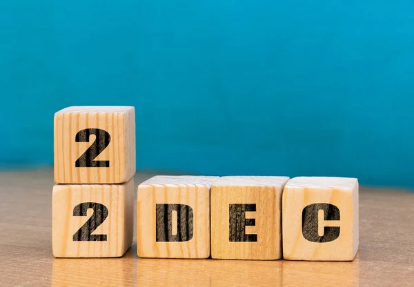 木地板上12月22日立方体形状日历 空格文字 木底上12月立方体日历 — 图库照片
