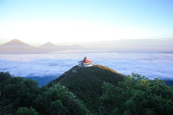 Blauer Himmel Mit Wolken Auf Dem Gipfel Des Andong Magelang — Stockfoto